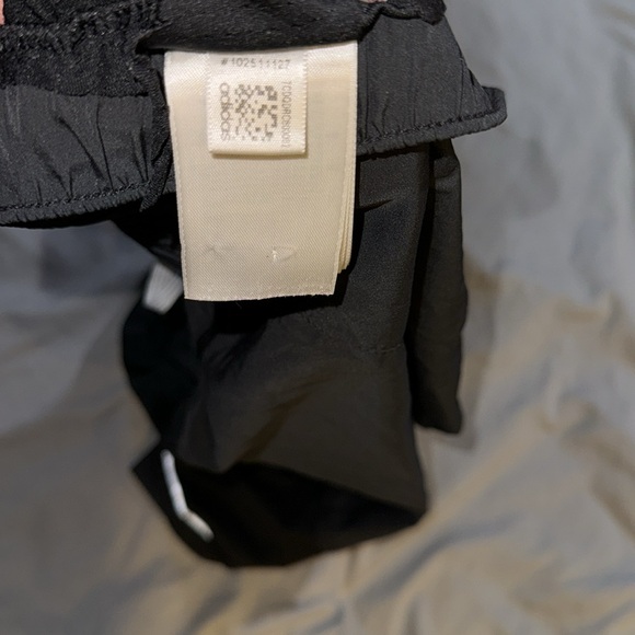 ADIDAS SHORTS - Picture 3 of 4